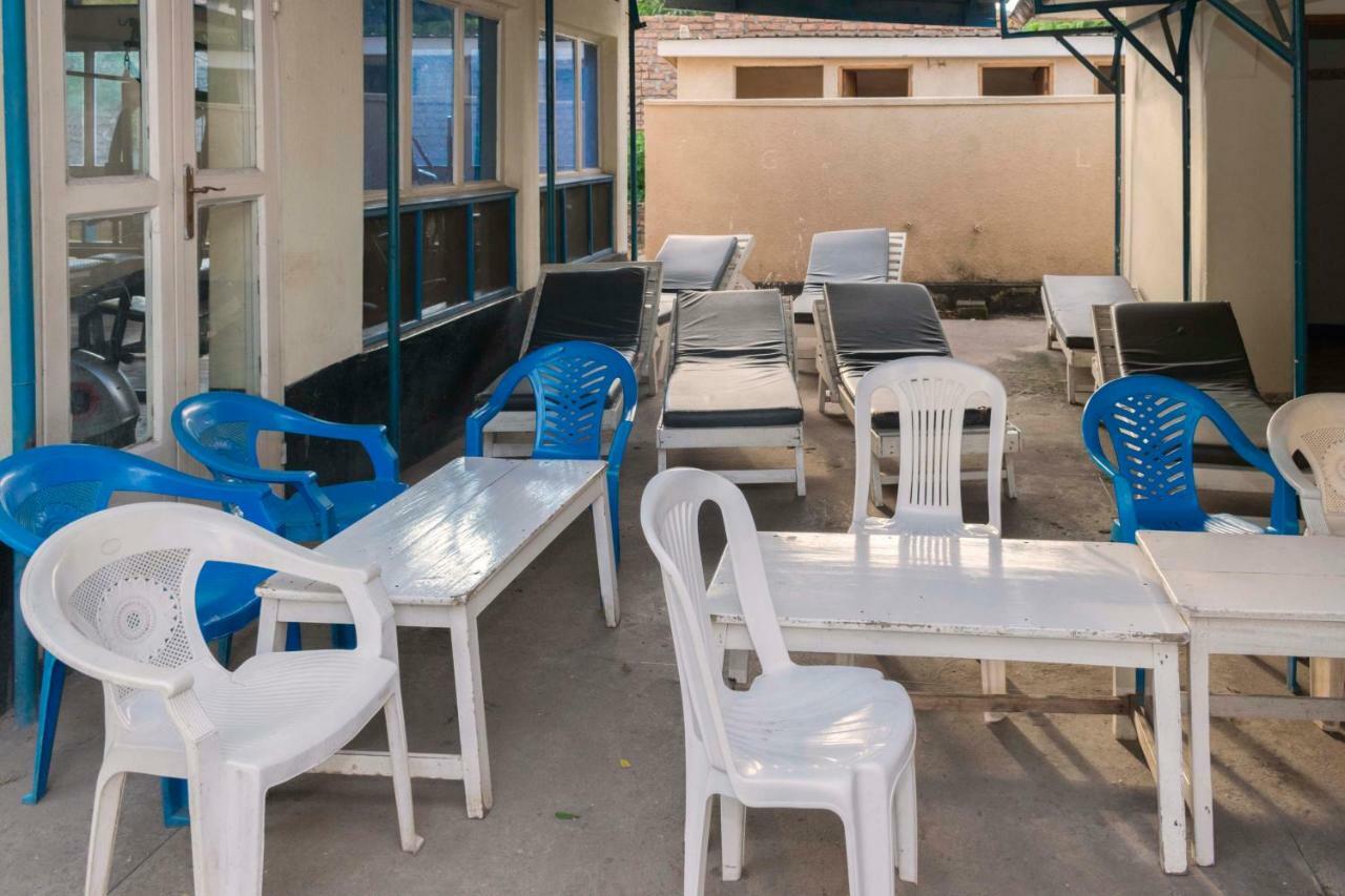 Rwenzori International Hotel Kasese Esterno foto
