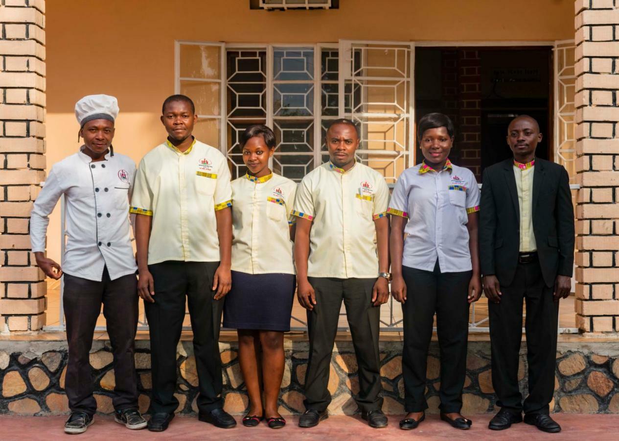 Rwenzori International Hotel Kasese Esterno foto
