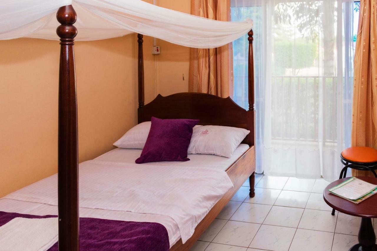 Rwenzori International Hotel Kasese Esterno foto